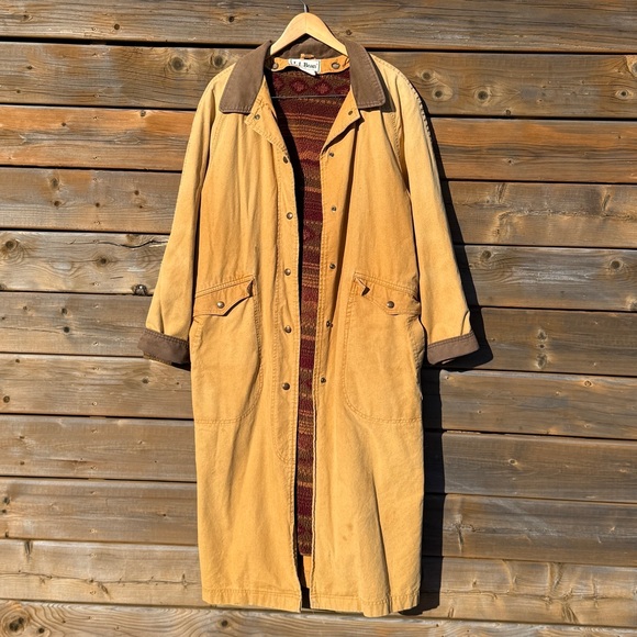 L.L. Bean Jackets & Blazers - Vintage L.L. Bean women’s long chore coat / Trench Coat Brown corduroy